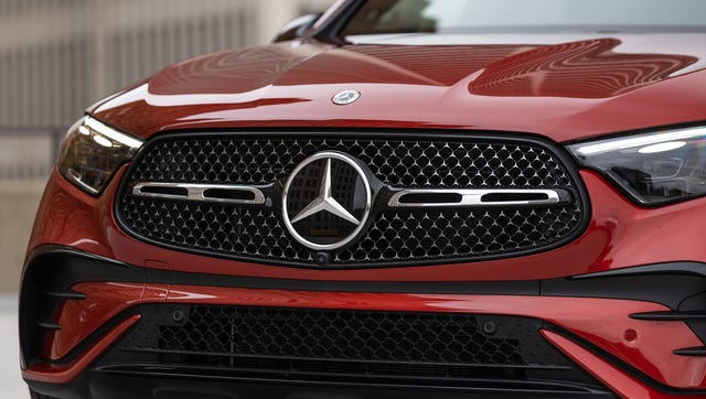 2023 Mercedes Benz GLC 300